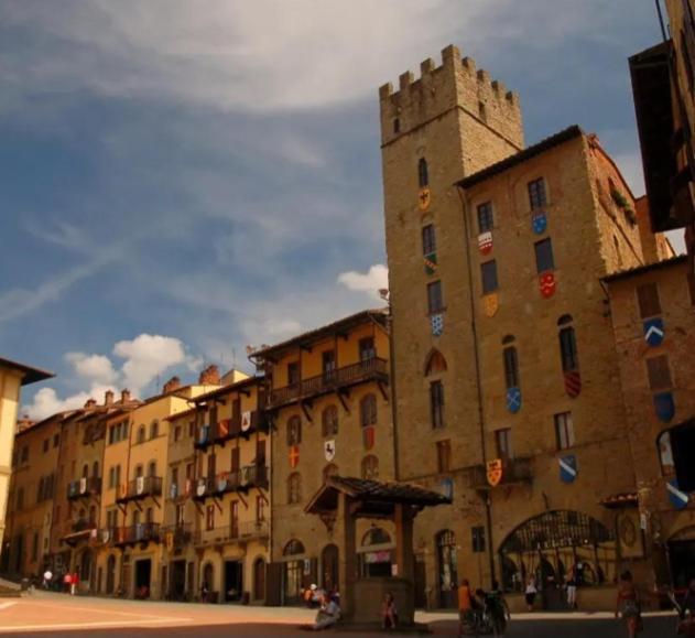 Piccolo Garibaldi Appartamento Arezzo Exterior foto